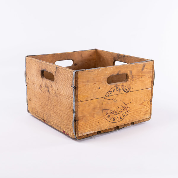 Drickaback, trä, "Förbundsbryggeriet", 36x36 cm