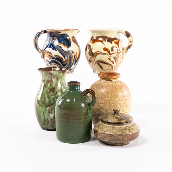 Äldre Höganäskeramik, 6 delar, bl a vaser, kannor, m.m.