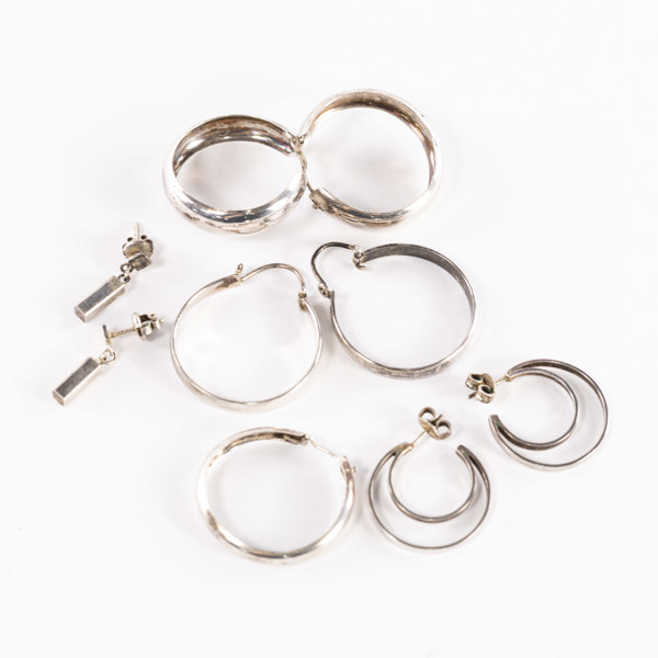 Örhängen, 9 delar, silver, stavar och creoler