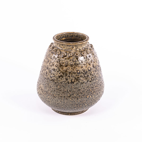 Vas, stengods, signerad Åke J, Höganäs, höjd 21 cm