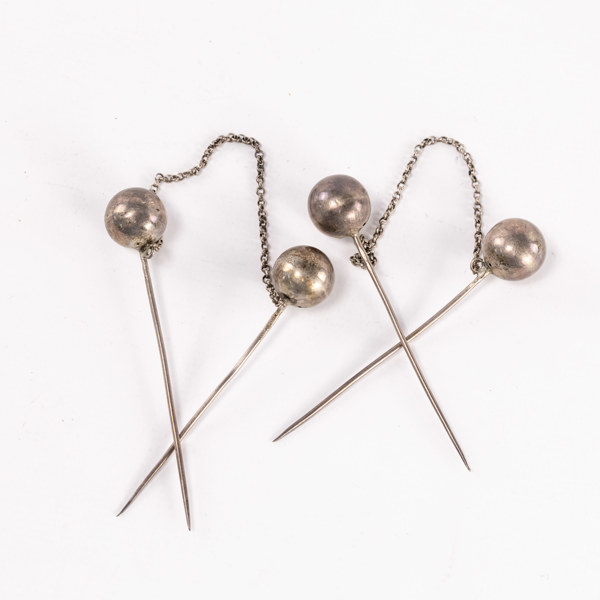 Dräktsmycken, 2 delar, silver