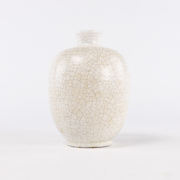 Vas, sannolikt Anna-Lisa Thomson, Upsala Ekeby, höjd 16,5 cm