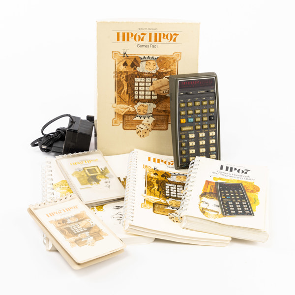 Miniräknare, HP67, 70-tal, med tillbehör