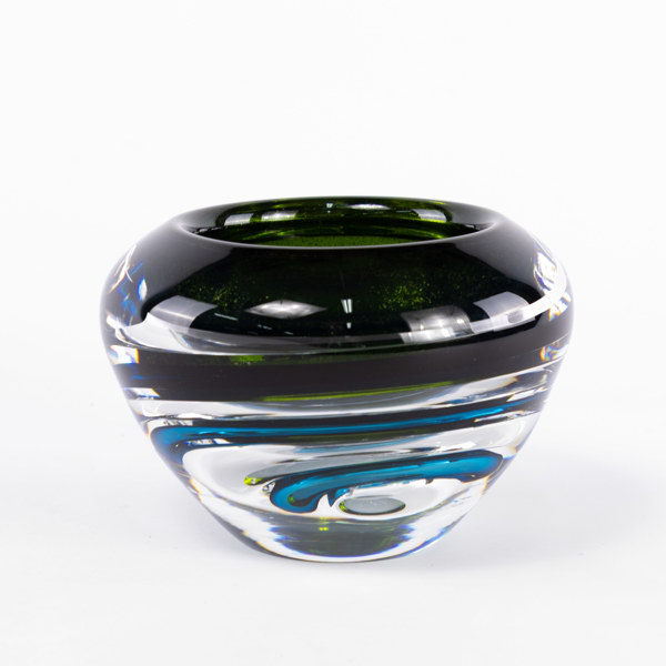 Lars Hellsten skål, signerad, Orrefors, höjd 13 cm