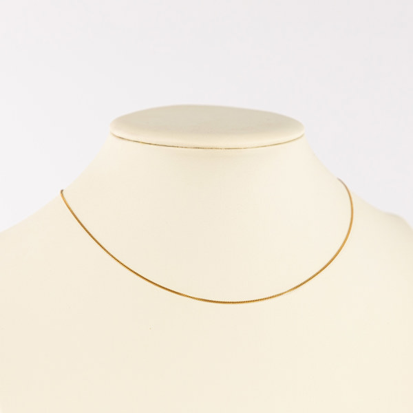 Kedja, 18k guld, vikt 2,2 gram, längd 42,5 cm