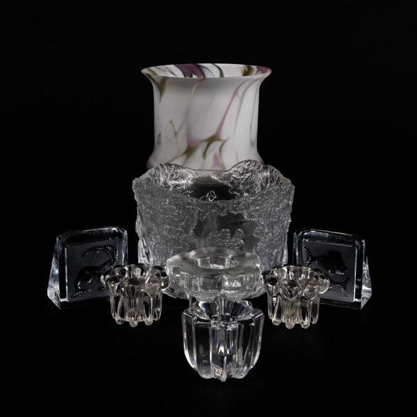 Glas, 8 delar, bl a ljusstakar, högsta 14 cm