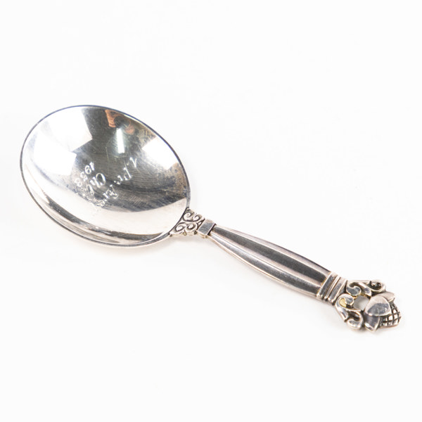 Sockersked, "Acorn/Konge", silver, Georg Jensen, längd 10 cm