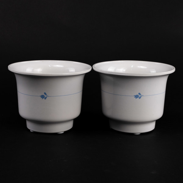 Karin Björquist, ytterfoder, ett par, "Bell", Gustavsberg