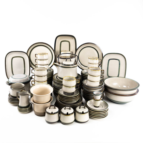 Mat- och kaffeservis, 129 delar, "Tema", B&G