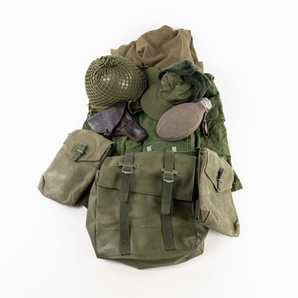 Militaria, kläder, bl a M/59