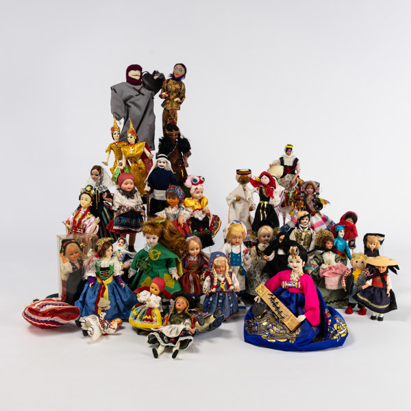 Dockor, ca 30 st, bl a Den Norske Dukkefabrikk