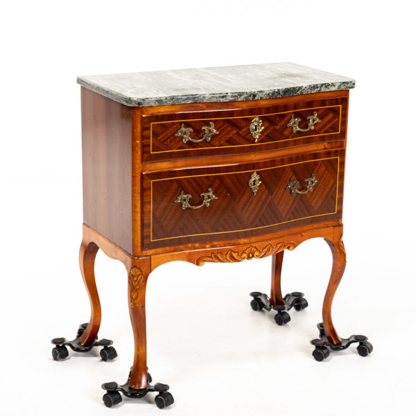 Mindre stilbyrå, trä/sten, 1900-tal, bredd 61 cm