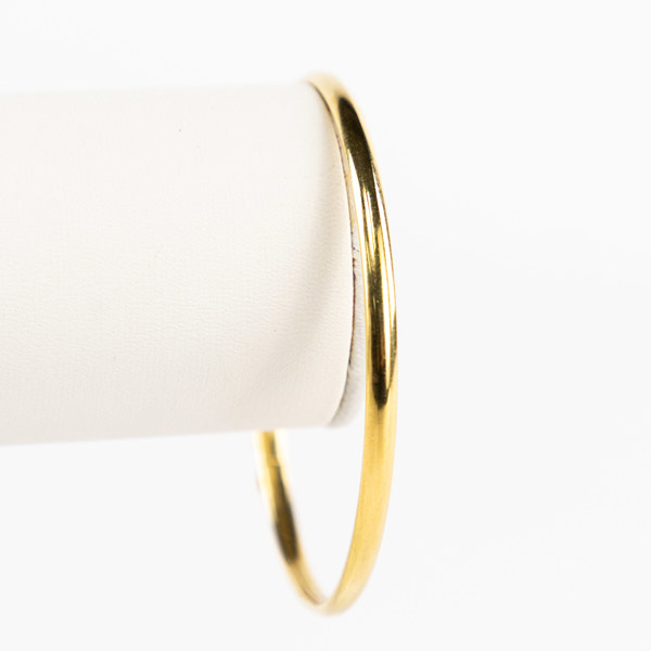 Stelt armband, 18k guld, omkrets 19,5 cm, vikt 6,5 gram