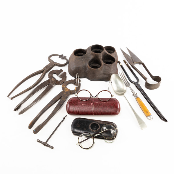 Stumpastake, äldre tänger, m.m.