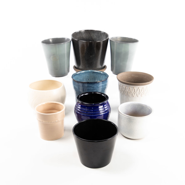 Ytterfoder, 10 st, lergods, modern tillverkning, höjd 18 cm och mindre