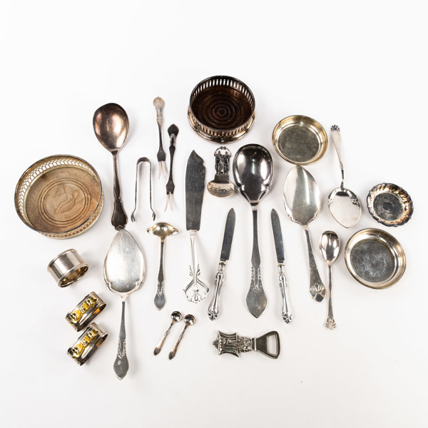 Diverse nysilver, 26 delar, bestick, coasters, m.m.