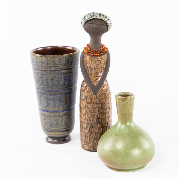 Vaser, figurin, 3 delar, Wallåkra, Upsala Ekeby, Karl Erik Iwar, högsta 22 cm