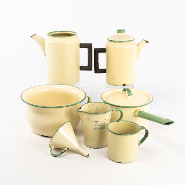 Emaljföremål, 7 st, Kockums, högsta 22,5 cm