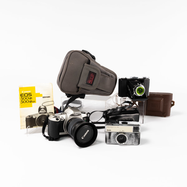 Kameror, 3 st, Canon EOS 500, Zeiss Ikon, Agfa