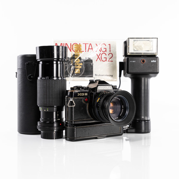 Systemkamera, Minolta, XG2, två objektiv, blixt, 70-tal, Japan