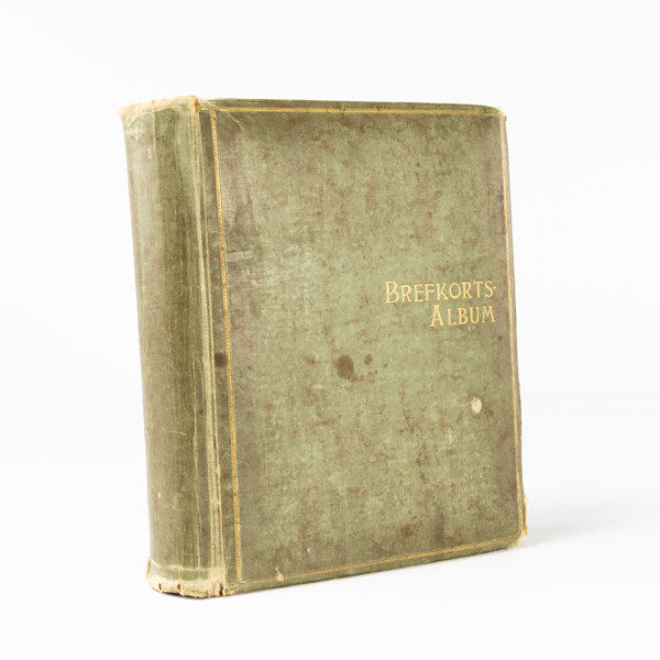 Brefkortsalbum, med vykort, tecknade och fotovykort