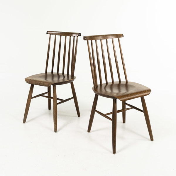 Pinnstolar, ett par, trä, 1900-tal