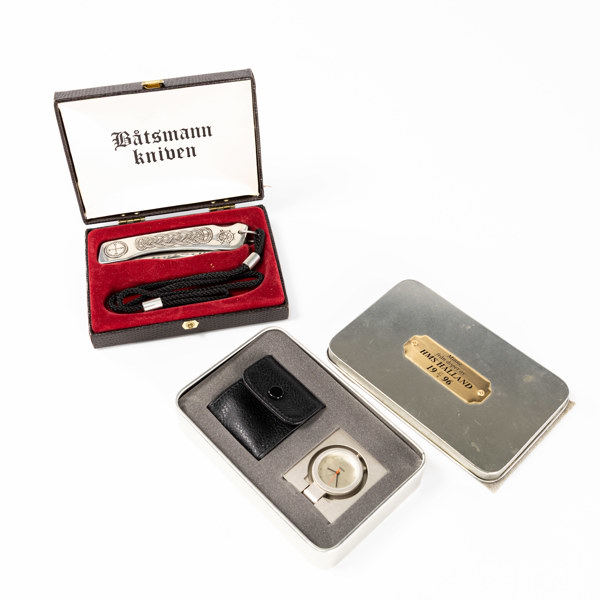 Litet bordsur och fickkniv