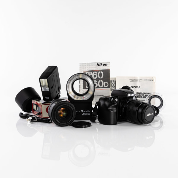 Systemkamera, Nikon, F60, 2 objektiv, blixt, 90/00-tal, Japan