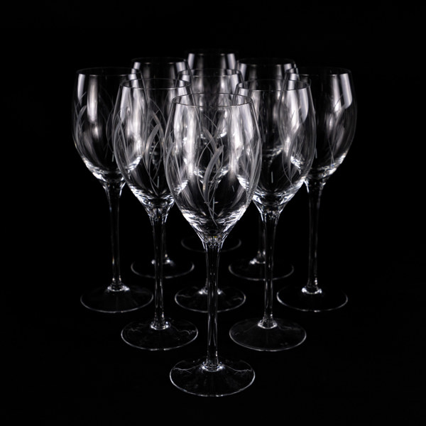 Vinglas, 9 st, slipad dekor, höjd 23 cm