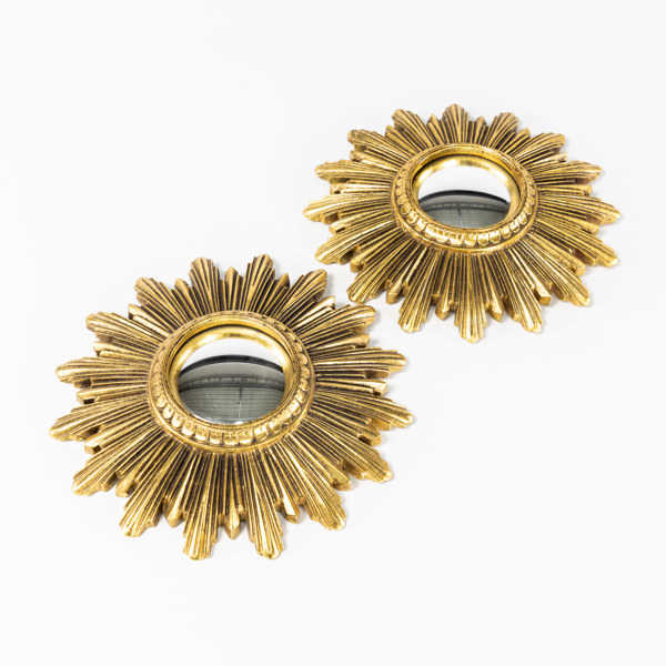 Solspeglar, ett par, förgyllda, Ø 22,5 cm