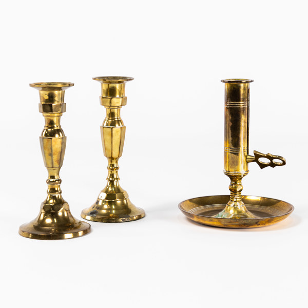 Ljusstakar, 3 st, bl a nattljusstake, mässing