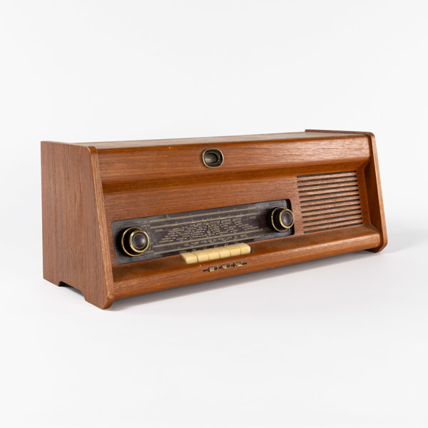 Äldre radio, Dux, V381, teak, bredd 55 cm