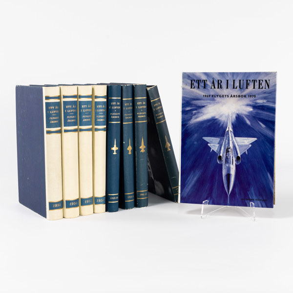 Flyglitteratur, 9 band, "Ett år i luften"