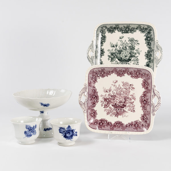 Diverse porslin, 5 delar, bl a "Blå Blomst"