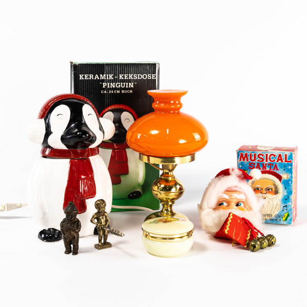 Bordslampa, figuriner, lockask, 6 st, högsta 24 cm