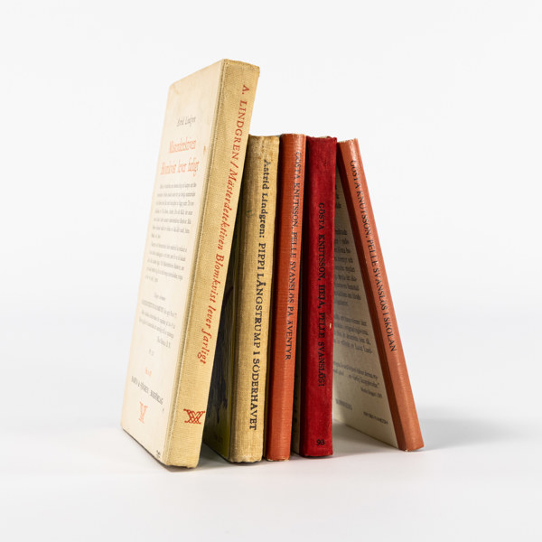 Barnböcker, 5 st, bl a Mästerdetektiven Blomkvist lever farligt i 1 upplaga, Astrid Lindgren