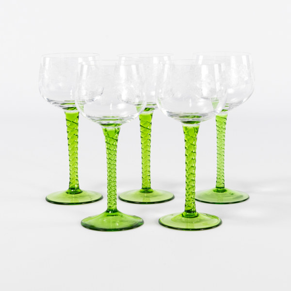 Vitvinsglas, 5 st, med grön fot, höjd 17,5 cm