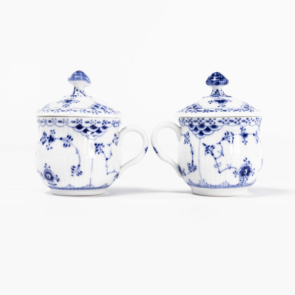 Cremekoppar med lock, ett par, "Musselmalet", 743, Royal Copenhagen