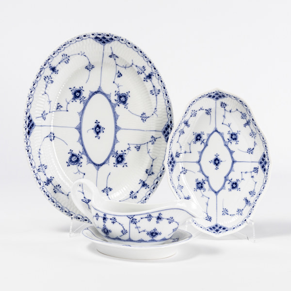 Servisdelar, 3 st, "Musselmalet", delvis 1889-1922, Royal Copenhagen