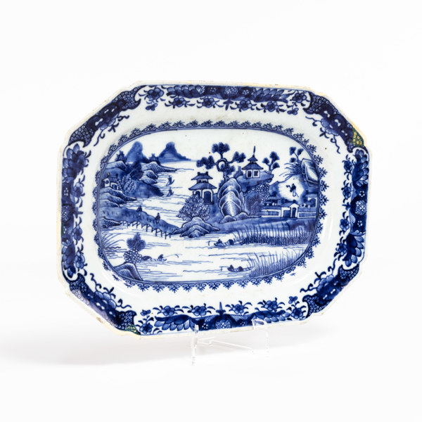 Stekfat, porslin, 1800-tal, Kina, 31x23 cm