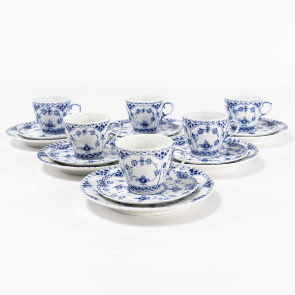 Kaffeservis, 18 delar, "Musselmalet", Royal Copenhagen