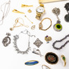 Smycken, bijouterier, ett parti, flertalet delar med silver