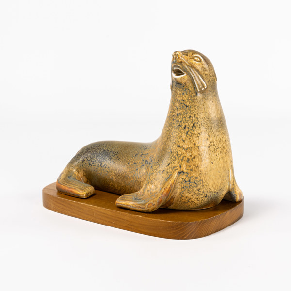Gunnar Nylund, figurin, sjölejon, Rörstrand, signerad, höjd 20 cm