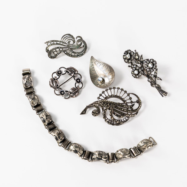 Äldre silversmycken, 6 delar