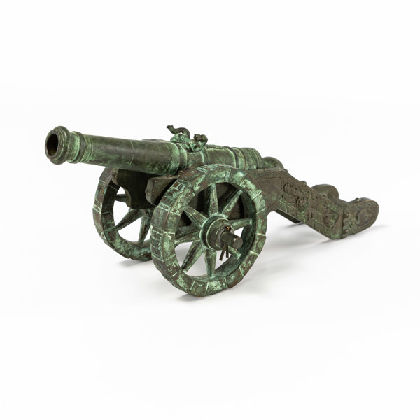 Bordskanon, patinerad brons, 1900-tal, längd 31 cm