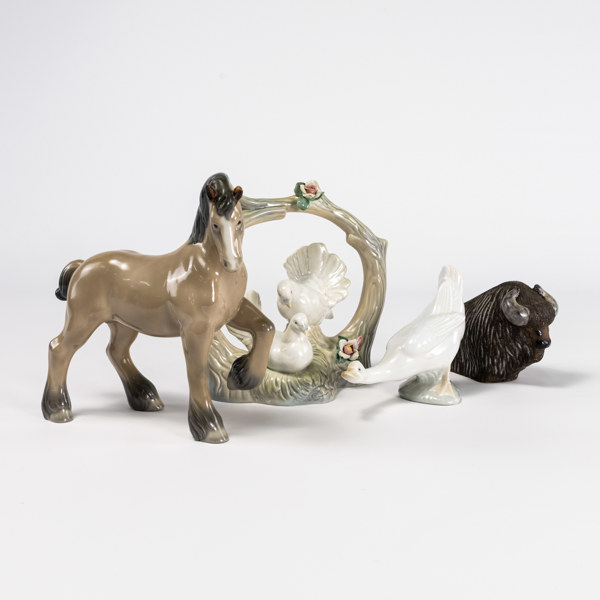 Figuriner, 4 st, bl a Upsala Ekeby, Lladro, högsta 18 cm