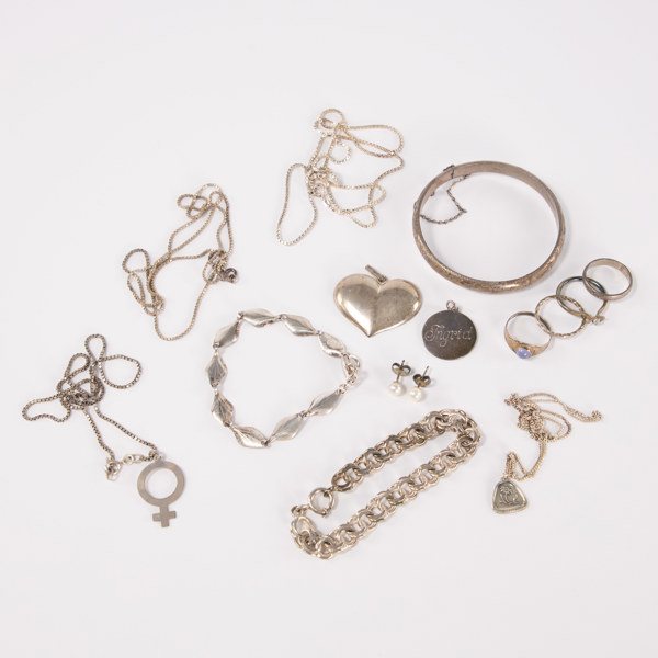 Diverse silversmycken, vikt 67 gram