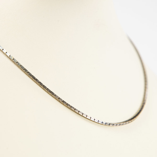 Kedja, 18k vitguld, längd 44 cm