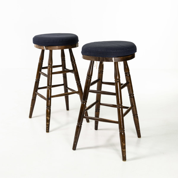 Barpallar, ett par, höjd 75 cm