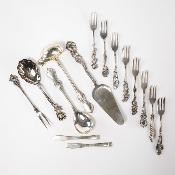 Diverse silverbestick, 15 delar, 389,5 gram